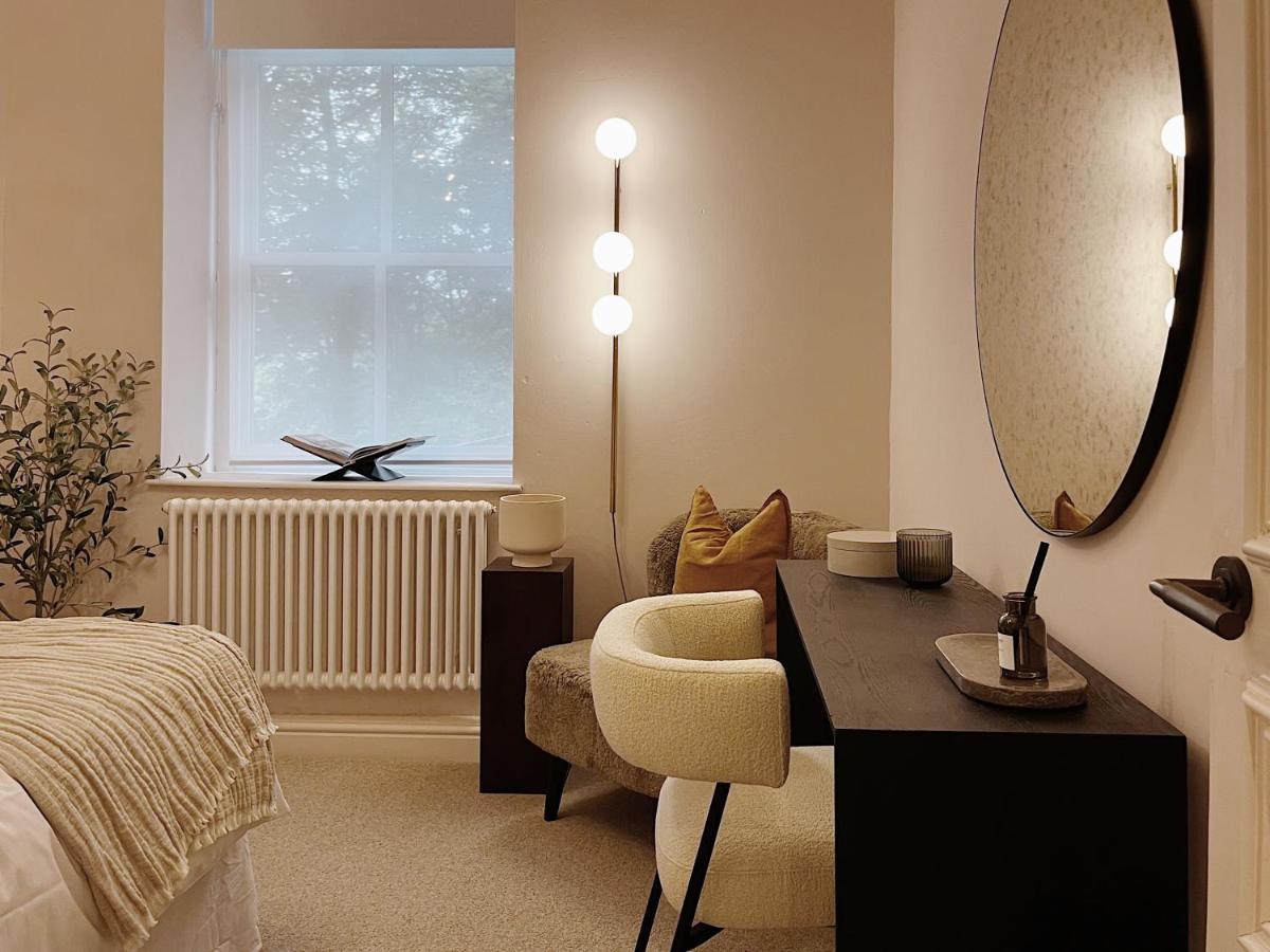 Luxury 2 Bedroom Flat In Central 토드모던 외부 사진