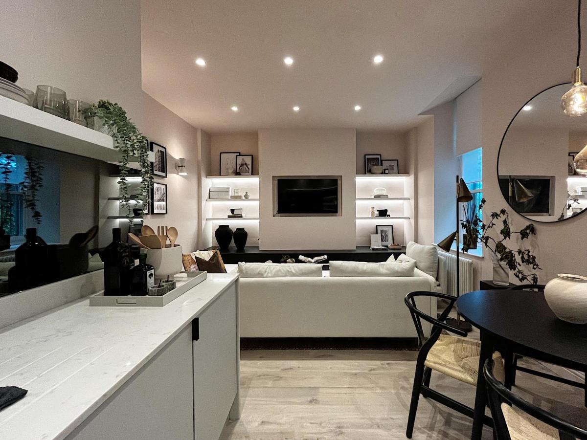 Luxury 2 Bedroom Flat In Central 토드모던 외부 사진